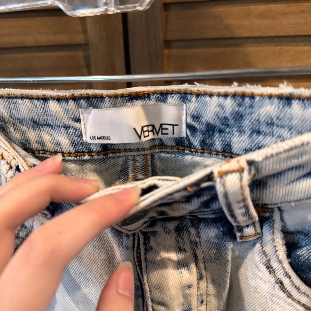 Vervet Los Angeles Light Jeans Women's Size 26 Distressed Acid Washed Retro - Picture 2 of 4